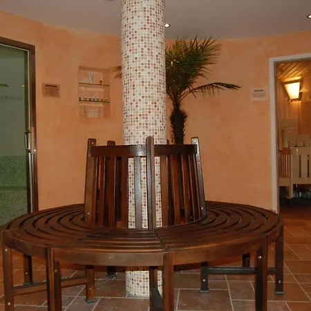 Bernstein Mare Luxor Penthouse 1 Apartman